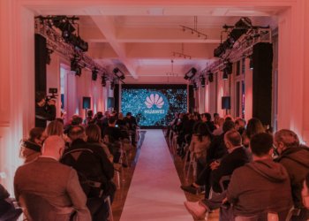 Η ΗUAWEI παρουσίασε τα νέα smartphones και άλλα προϊόντα σε μία μοναδική εκδήλωση για τους φίλους της μόδας και της τεχνολογίας