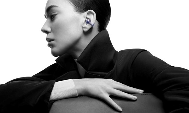 Τα πανέμορφα open-ear design ακουστικά FreeClip της Huawei έφτασαν στην Ελλάδα 