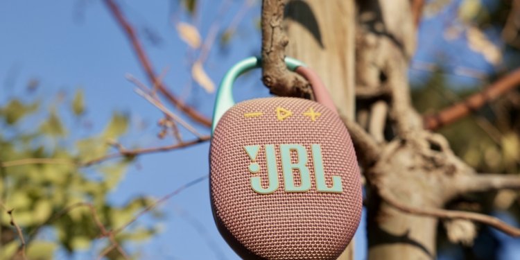 JBL Clip 5: Σου κάνει κλικ το clip;