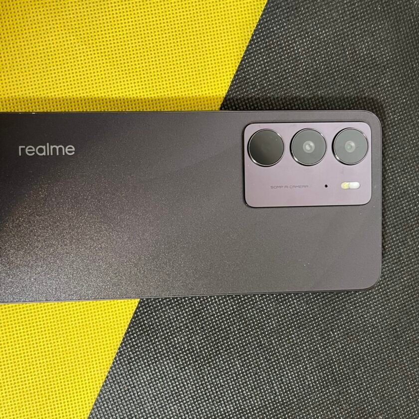 Realme C75 greek review