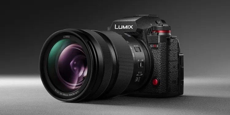 Panasonic Lumix S1RII