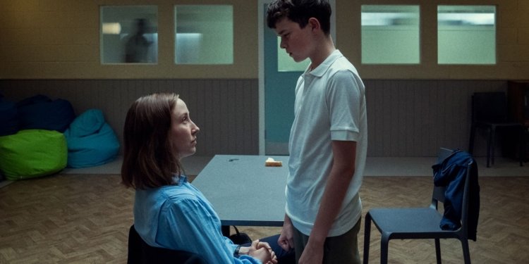 Adolescence: Η σειρά του Netflix που καθηλώνει με το μαεστρικό μονοπλάνο σε κάθε επεισόδιο