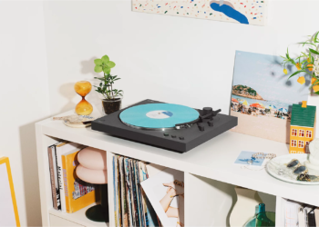 Αυτά είναι τα 2 νέα πικάπ της SONY